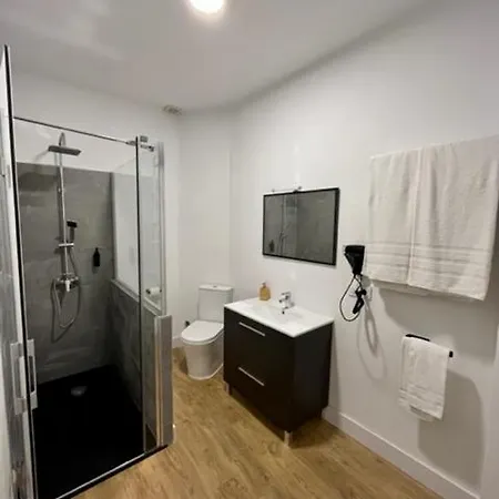 Ti1 Estiloso Loft 120m De La Catedral Tomas De Ibarra Street Apartment Seville